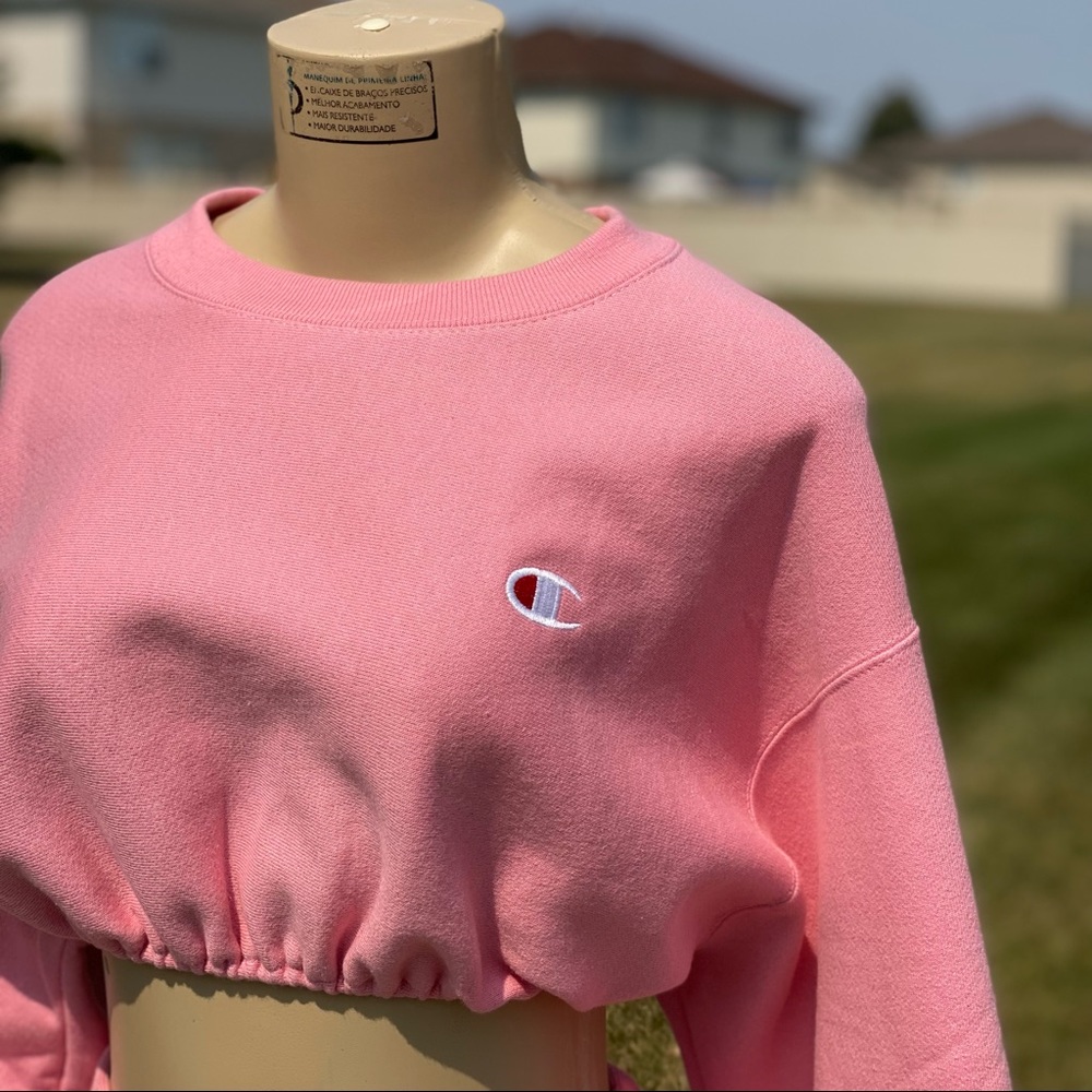 Champion Guava Pink Crop top and shorts Set - Picture 2 of 3